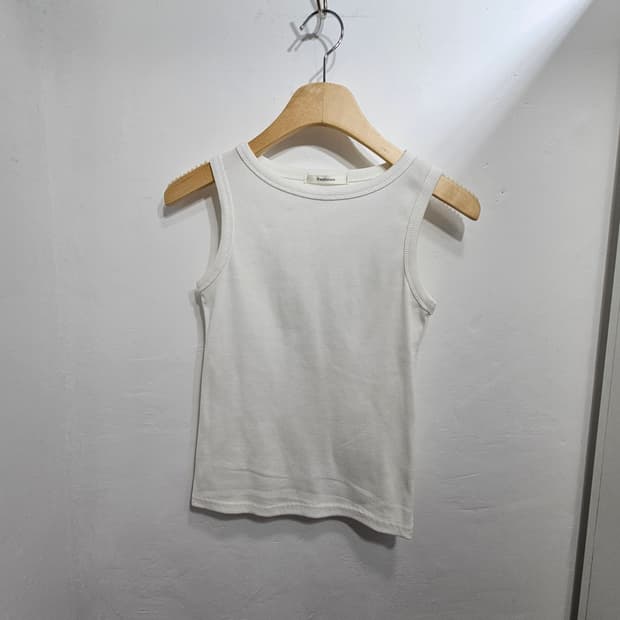 화이트 골지 나시티 (내수상품)