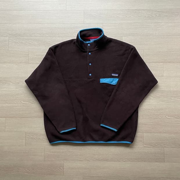 파타고니아 신칠라 브라운 플럼 잔나비 최정훈 착용 patagonia