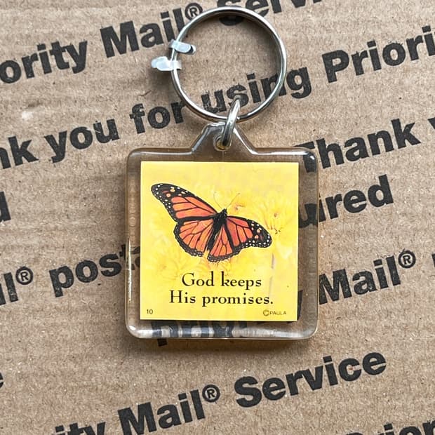 90s vtg Butterfly Message Keyring