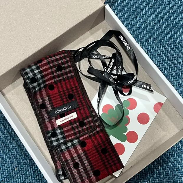 오헤시오 도트 체크 스카프