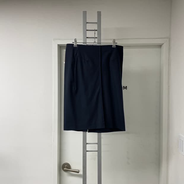 질샌더 네이비 스커트 36