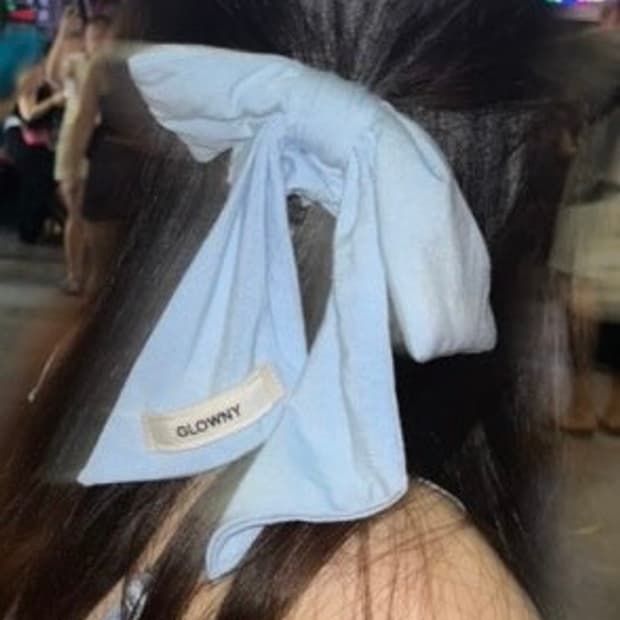 구해요) 글로니 bow scrinchie 보우 스크런치 회색 구합니다!