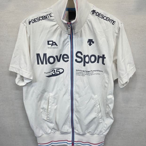 데상트 스포츠 무브 져지반팔 집업 m