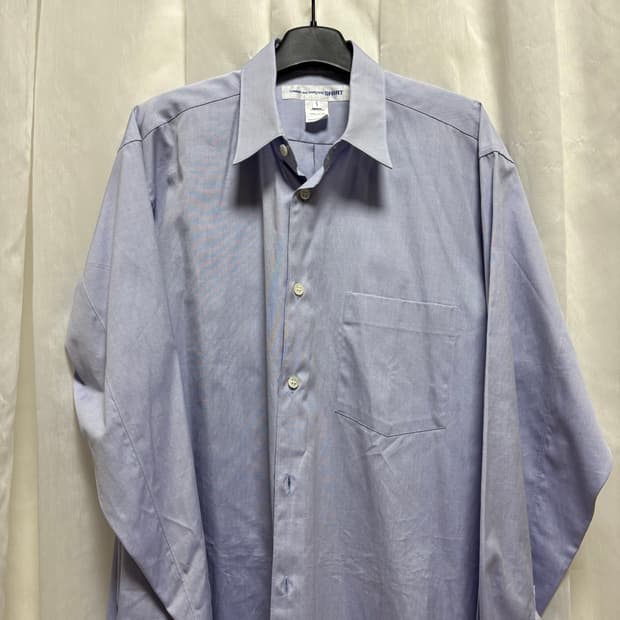 Comme des garçons shirts. Purple shirts