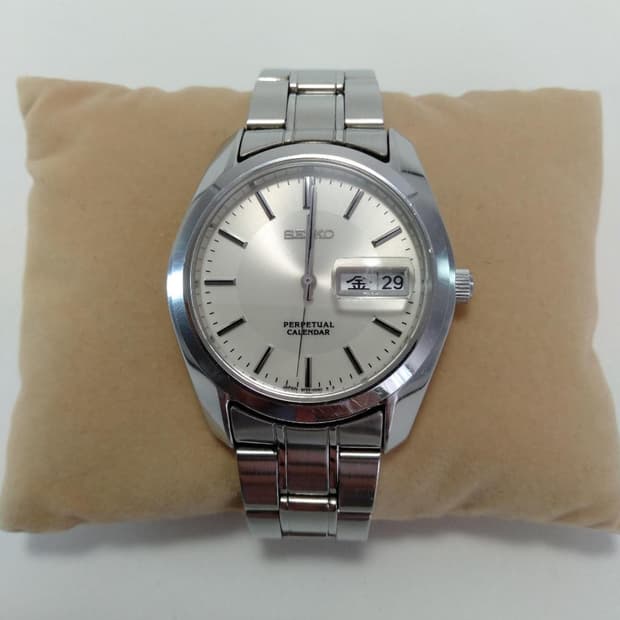 세이코 파페츄얼캘린더 8F33-0040