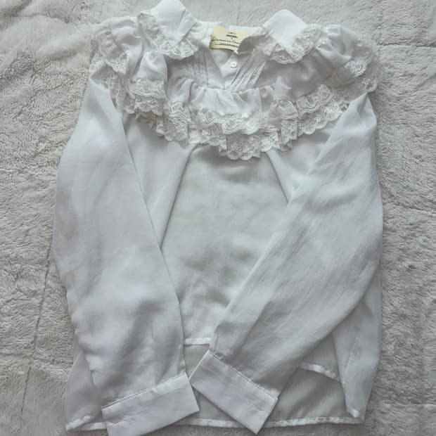 LH1 다요미 블라우스