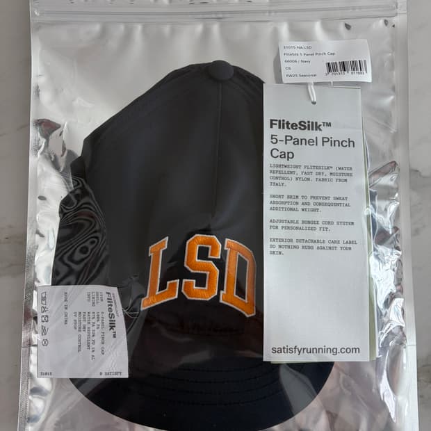 새티스파이 플라이트실크 핀치 캡 네이비 