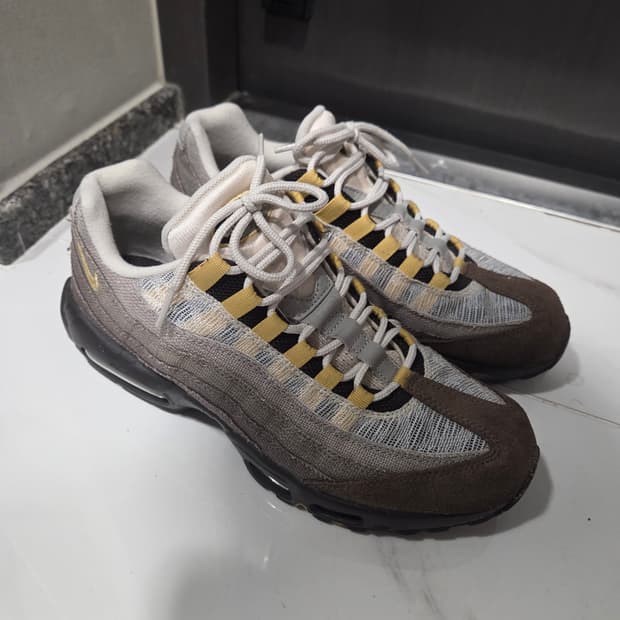 나이키 에어맥스95 아이언스톤 275