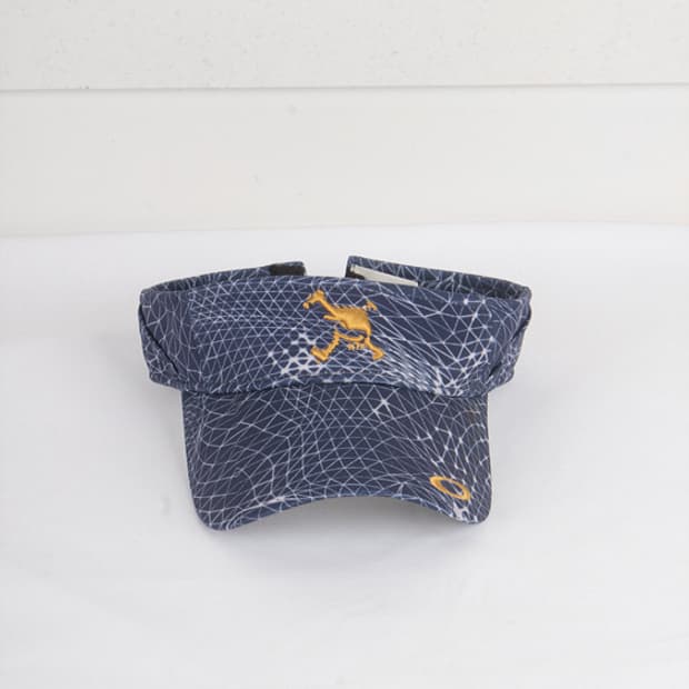 17s Oakley Graphic Pattern Sun Visor 
