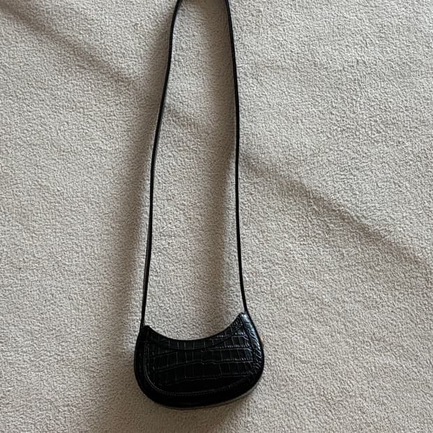 RECTO 가죽 미니 크로스백