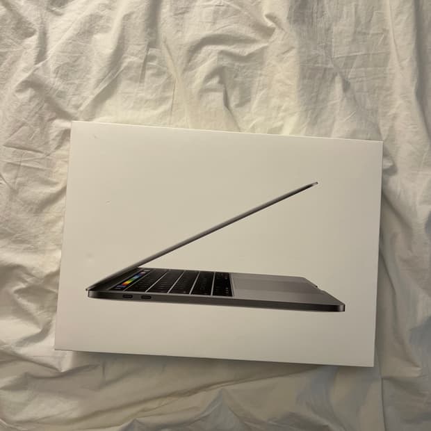 맥북 프로 13인치 스페이스 그레이 256GB