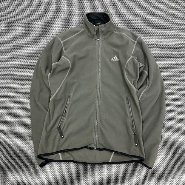 아디다스 차콜 후리스 100