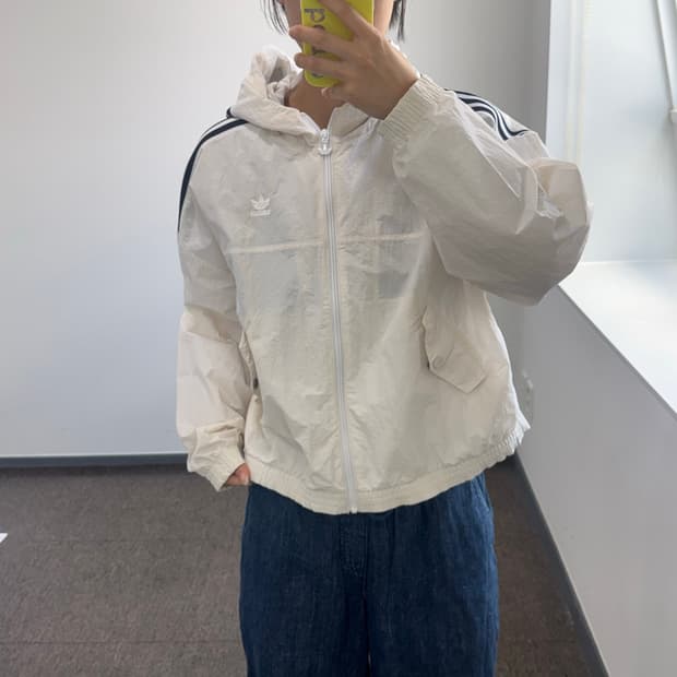 Adidas 아디다스 백 파이어로고 아이보리 바람막이 