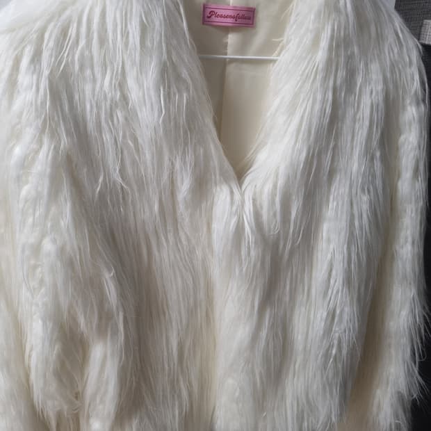 Pleasenofollow 비비안 퍼 자켓