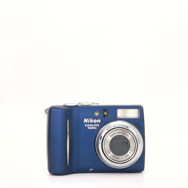 니콘 쿨픽스 Nikon Coolpix 5200 블루
