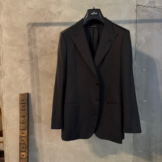 조르지오 아르마니 테일러드 자켓 105