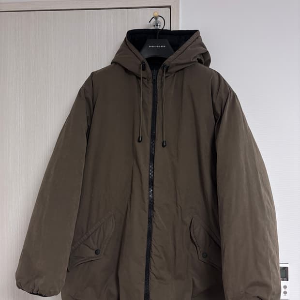 46 아워레가시 빈트로스펙트 파카