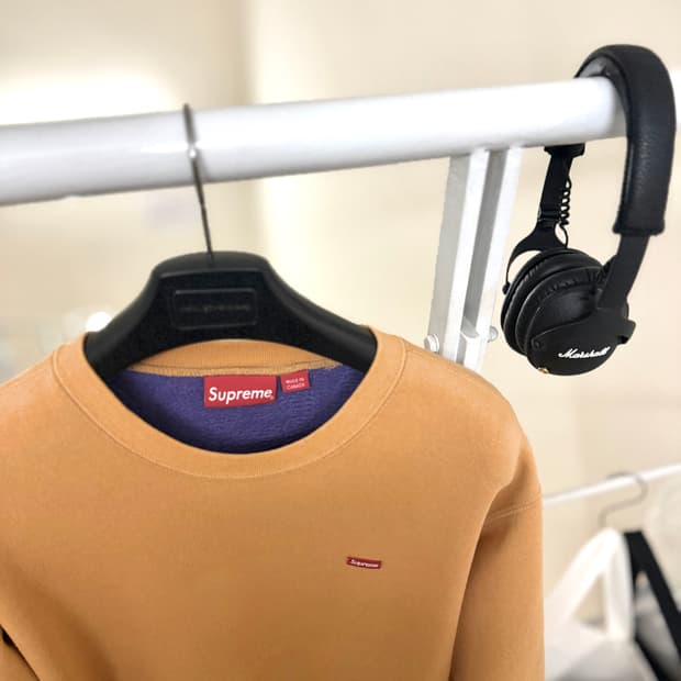 슈프림 [정품] 스몰로고 맨투맨 (시세 25만) 자수 로고 스웻셔츠 L(