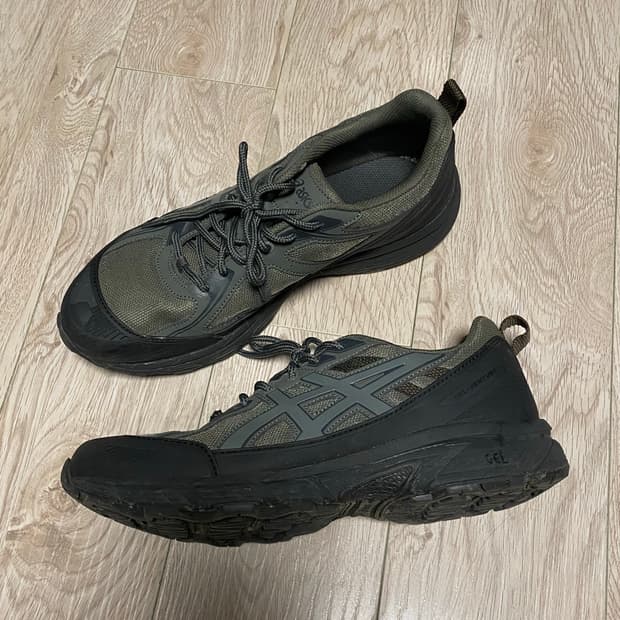 아식스 젤 벤처6 쉴드 그래파이트