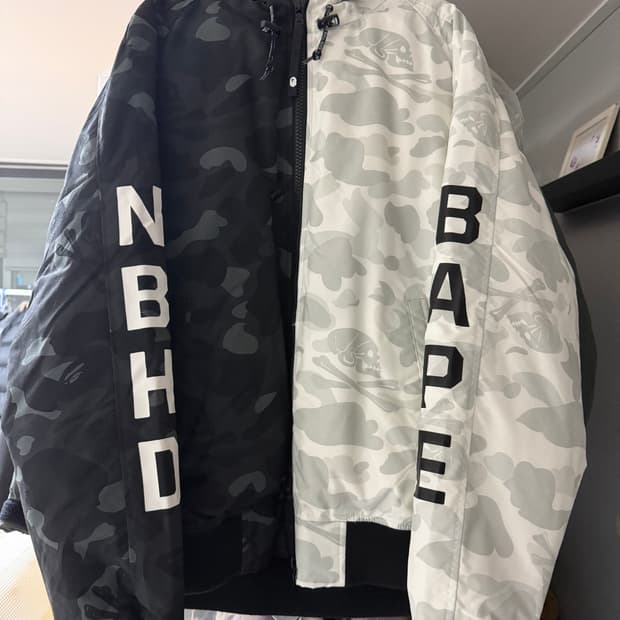베이프 x 네이버후드 다운 점퍼