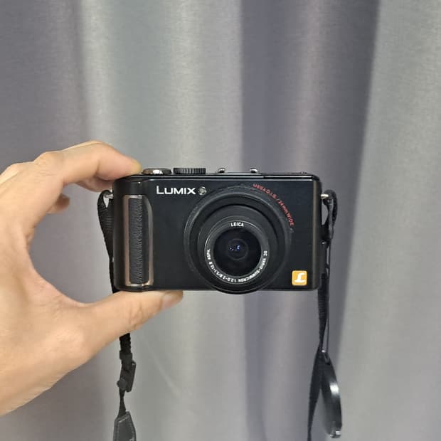 라이카 x 파나소닉 Lumix LX3 빈티지 디카