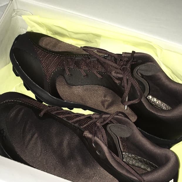 온러닝 X 파프 클라우드벤쳐 카카오 브라운 235 새상품