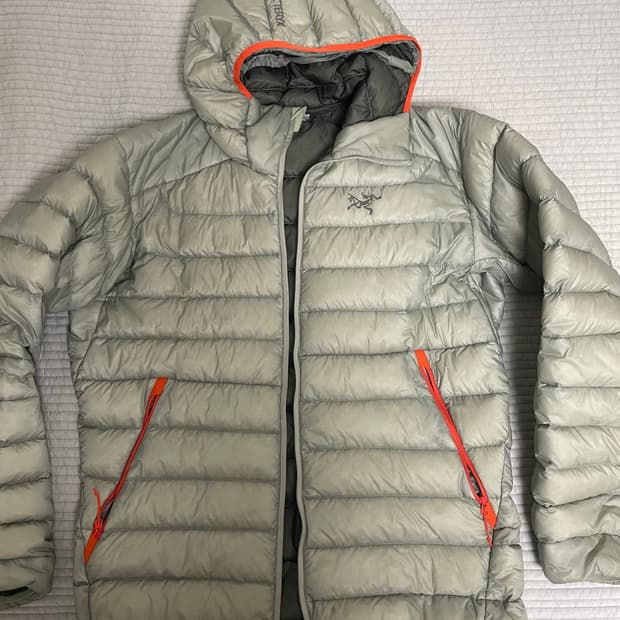 아크테릭스 세륨 후디 헤비타트