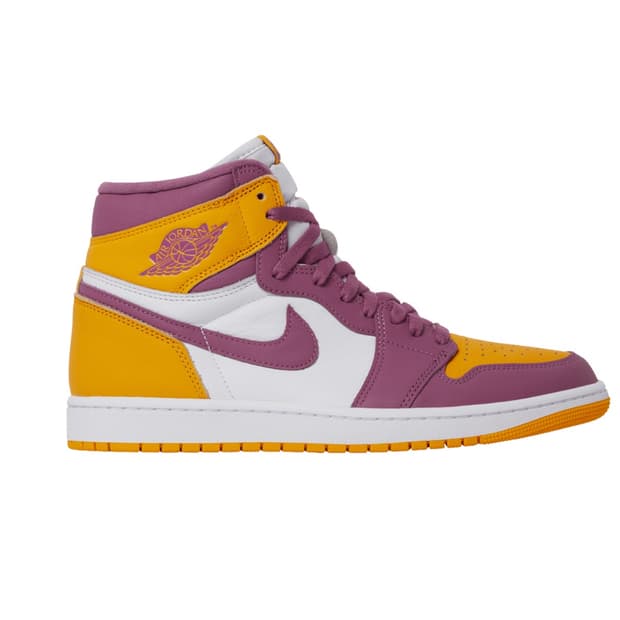 조던 1 레트로 하이 OG 유니버시티 골드 라이트 보르도 판매합니다!!!