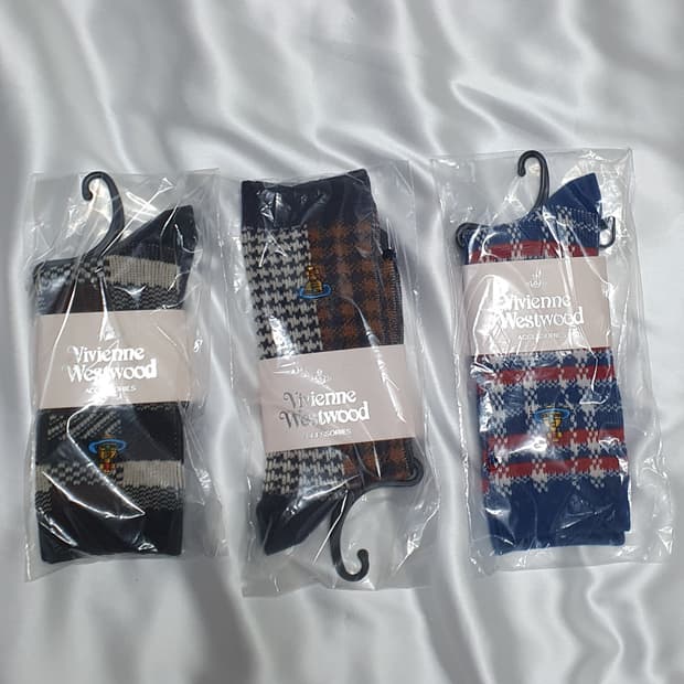 레드 블루 브라운 블랙 화이트 믹스 듀얼 체크 비비안웨스트우드 양말 