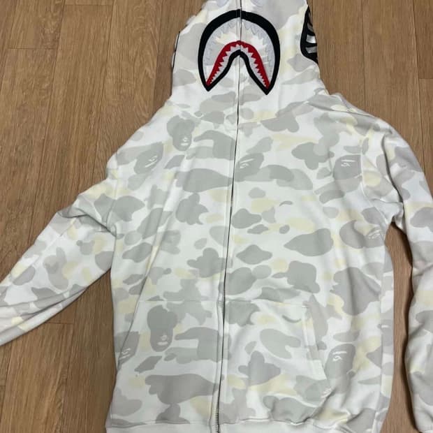 베이프 후드집업