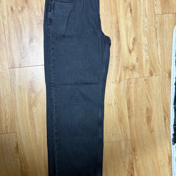 유니클로 JWA 스트레이트진 차콜 32