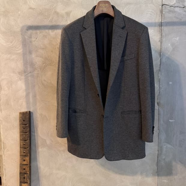 엠포리오 아르마니 테일러드 자켓 100