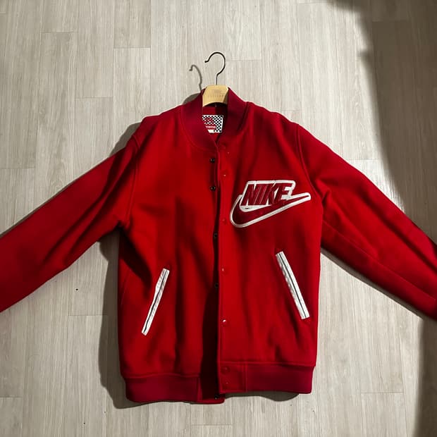 슈프림 나이키 스타장 | 슈나장 Medium