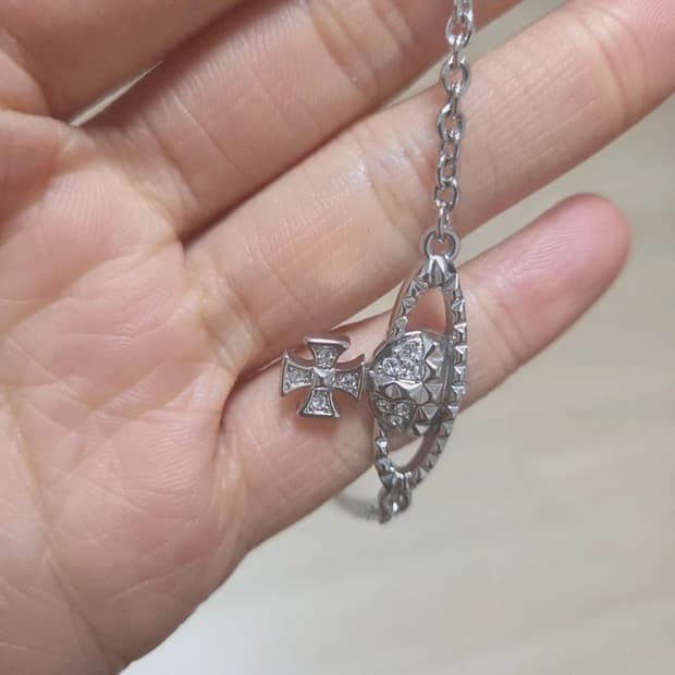 비비안웨스트우드 팔찌 갸루 공주템