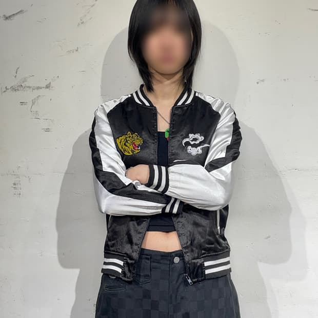 일본빈티지 블랙 용 호랑이 오리엔탈 자수 스카잔 XS