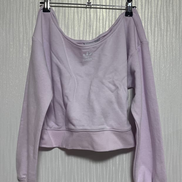 아디다스 연보라 오프숄더 맨투맨