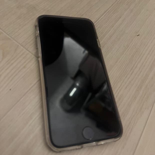 (무배)아이폰se3 128기가 배터리 85팔아요