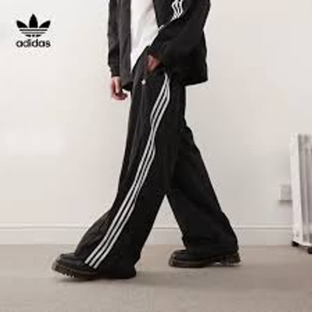 아디다스 아딜레늄 adilenium 시즌3 트랙팬츠 M JX1692