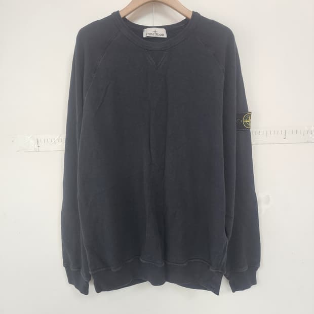 스톤아일랜드 블랙 맨투맨