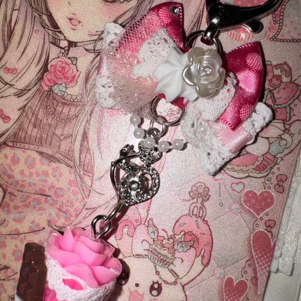 [handmade] tea party cupcake keyring꒷꒥꒷₊