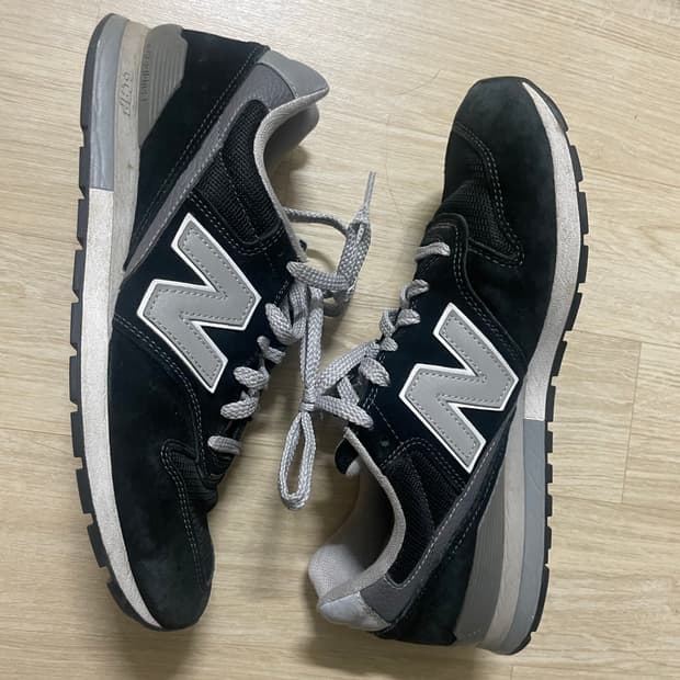 뉴발란스 996 블랙 270