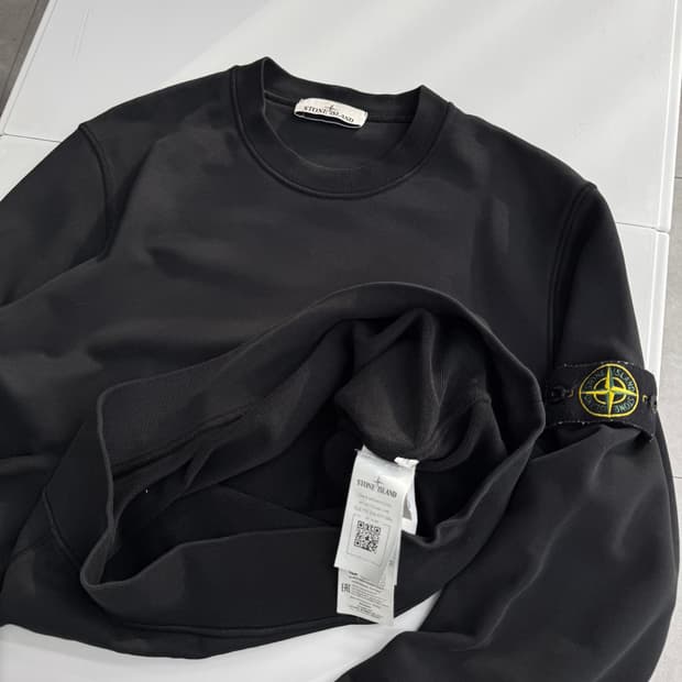 스톤아일랜드 맨투맨 