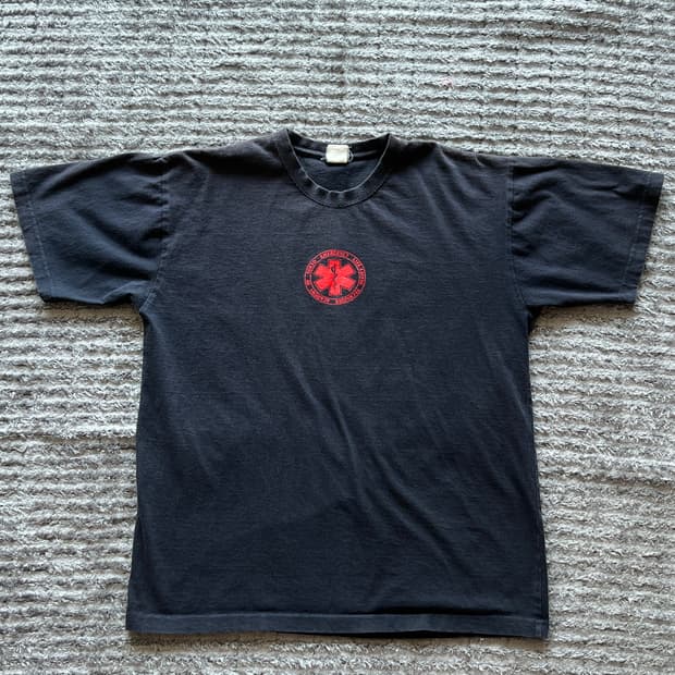 VINTAGE Tokyo EMS tee