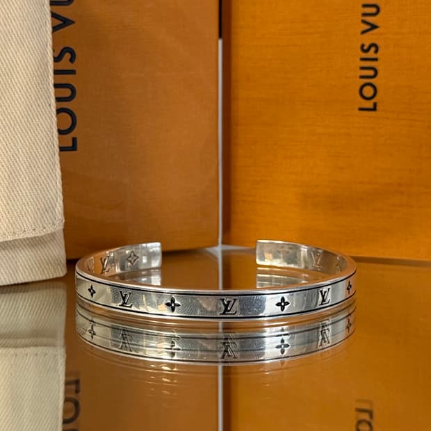 (L)루이비통 LV 스파이크 뱅글 팔찌