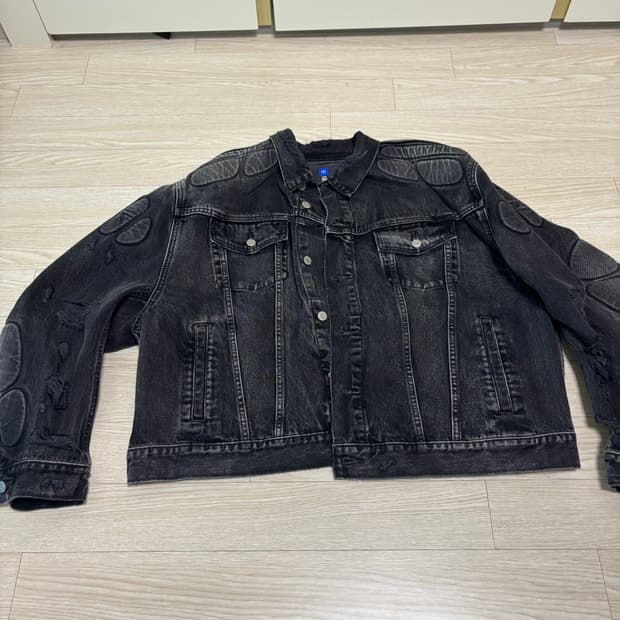 이지갭 흑청 자켓 차이나