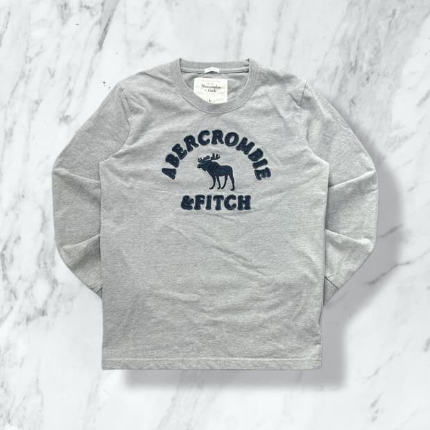 아베크롬비 y2k 스펠로고 그레이 롱슬리브