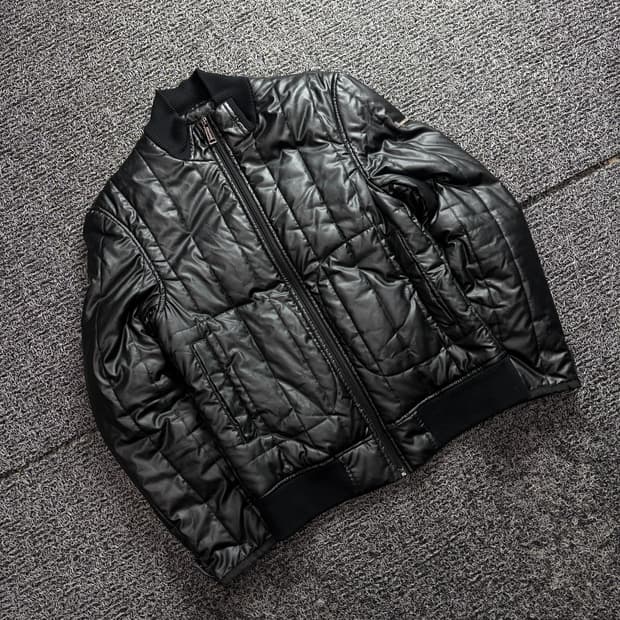 디스퀘어드 y2k 올드스쿨 글로시 크롭 패딩 자켓 2824