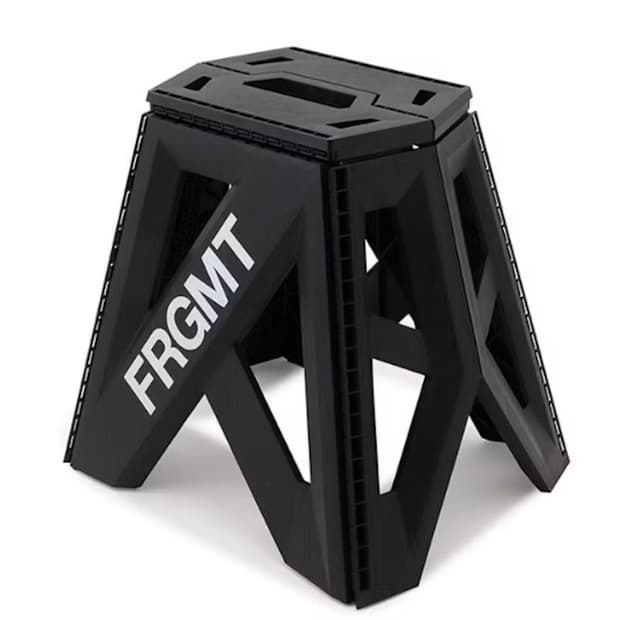 2019’s Fragment foldable chair