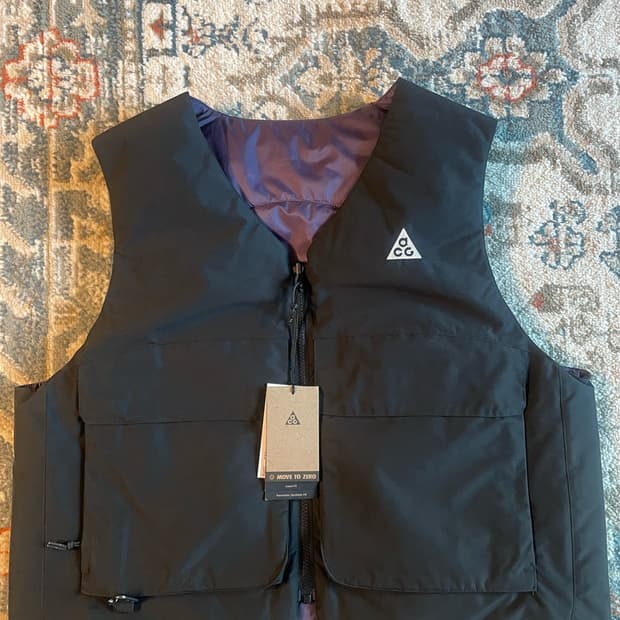 나이키 ACG 프리마로프트 스컬 피크 리버서블 베스트 (새제품.XL)