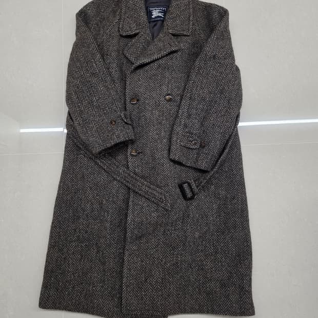 버버리 더블브레스트 트위드 코트